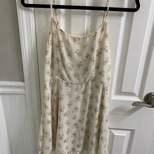 Forever 21 Cream Floral Dress